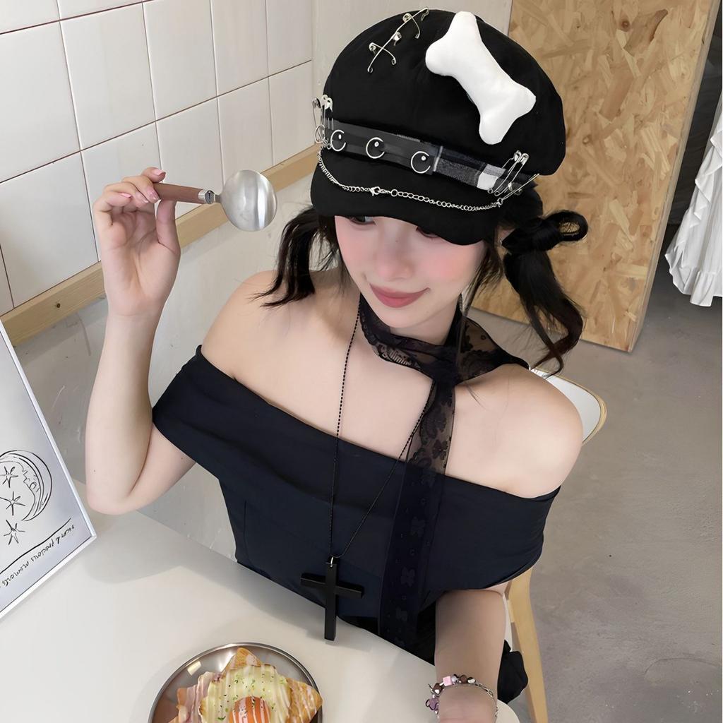 y2k original design sense puppy bone octagonal hat new Japanese literary and artistic women spring and autumn versatile show small face