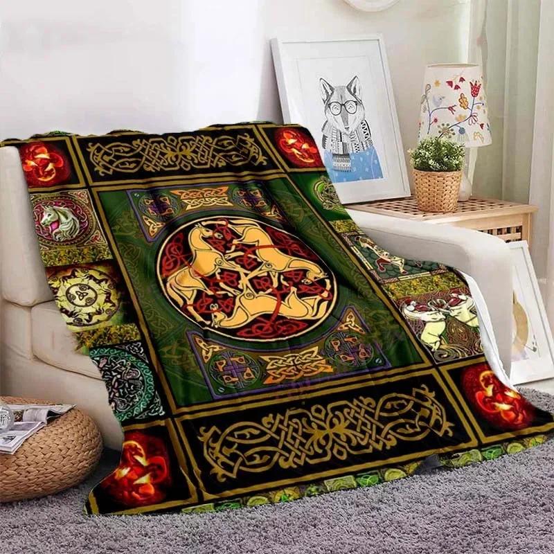 Eule keltisch-wikingerfarbene Decke Lebensbaum wiccanische Flanelldecke weiche warme Decke Sofa Bett Stuhl Dekoration für Familie Camping Geschenke