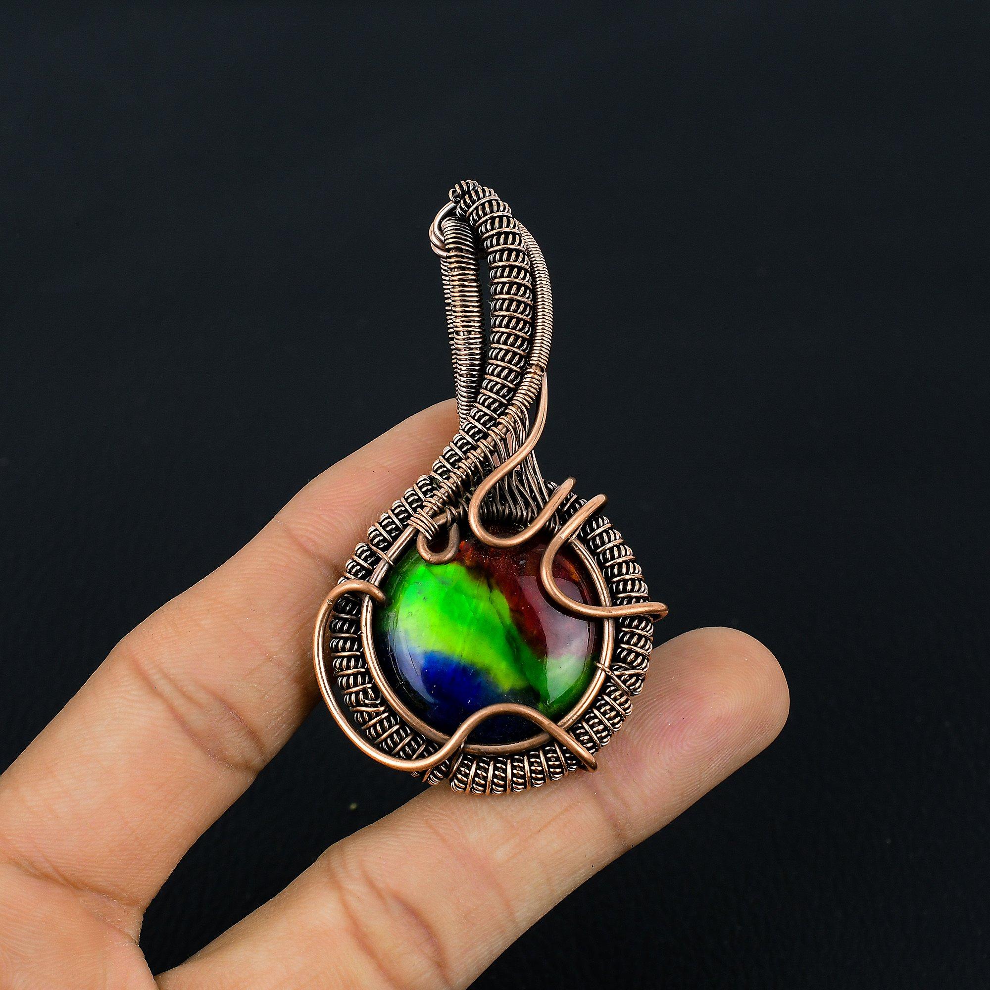 

Цветной кулон из лабрадорита, драгоценный камень, ювелирные изделия ручной работы, кулон, обернутый медной проволокой 999 пробы, ювелирный подарок для жены 2.55 Inches