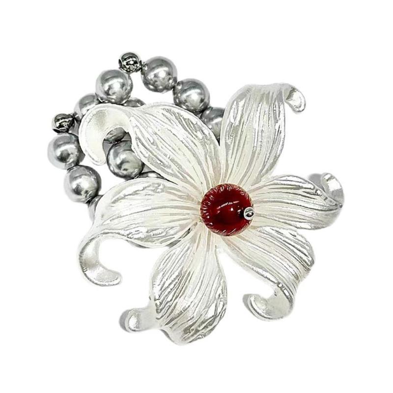 

Vintage Bohemian Flower Finger Ring Exaggerated Open Design White Tone Statement Finger Rings Jewelry For Women 1