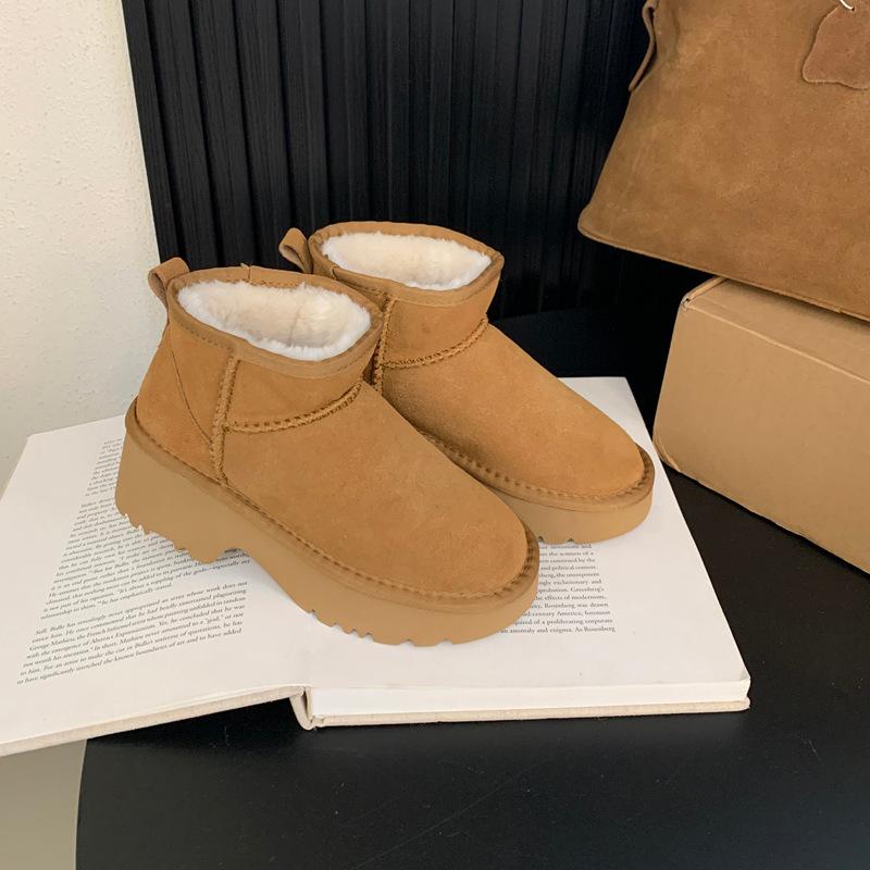 Cowhide version thick-soled heightening mermaid snow boots women's new winter Internet celebrity explosion thickened plush warm fluffy cotton shoes