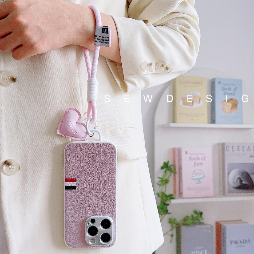 

For iPhone 16 Pro Max 15 Plus Case Protective Shell Back Cover Fashion Leather Skin For Magsafe Mobile Phone Covers With Strap iPhone 16 Pro Max
