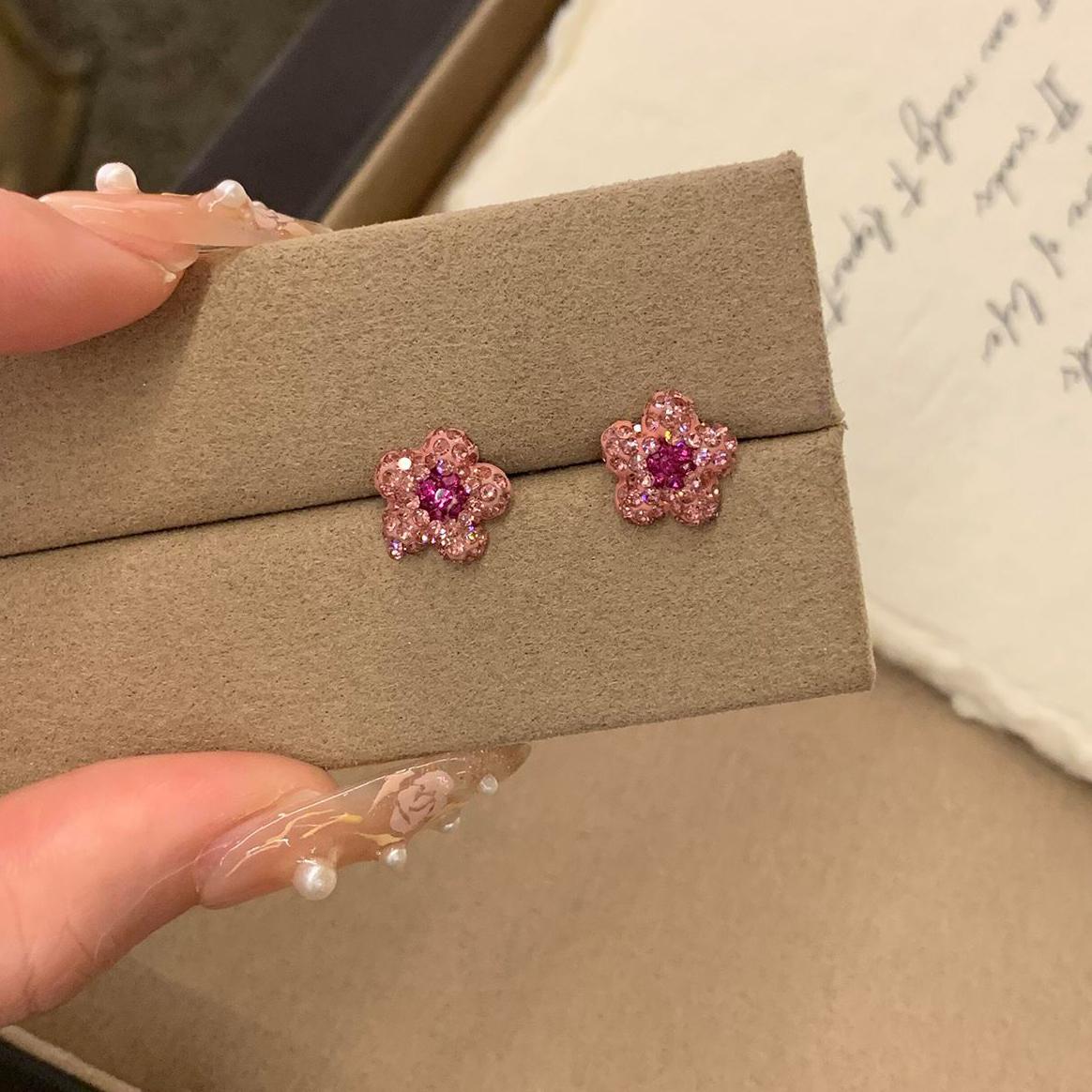 

Shinny Purple Pink Full Rhinestone Small Flower Earrings for Women Sweet Cute Mini Stud Earrings Vacation Jewelry Accessories