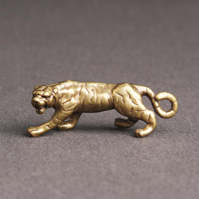 Brass Ferocious Tiger Metal Figurine Chinese Zodiac Retro Ornaments Exquisite Room Decoration Home Accessories Gift