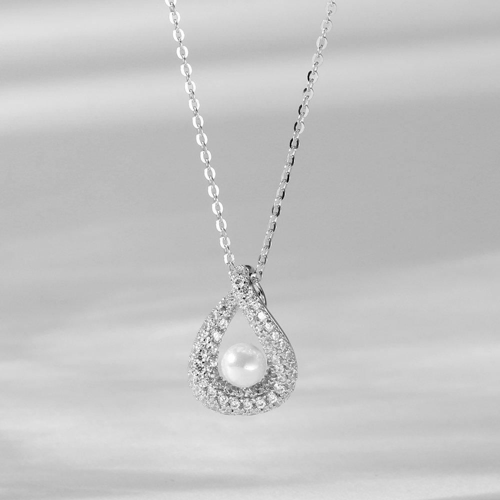 Le.Cla 92.5 Silver Aria Pearl Cubic Necklace