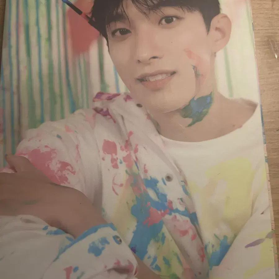 

Seventeen Продает фотокниги Dk