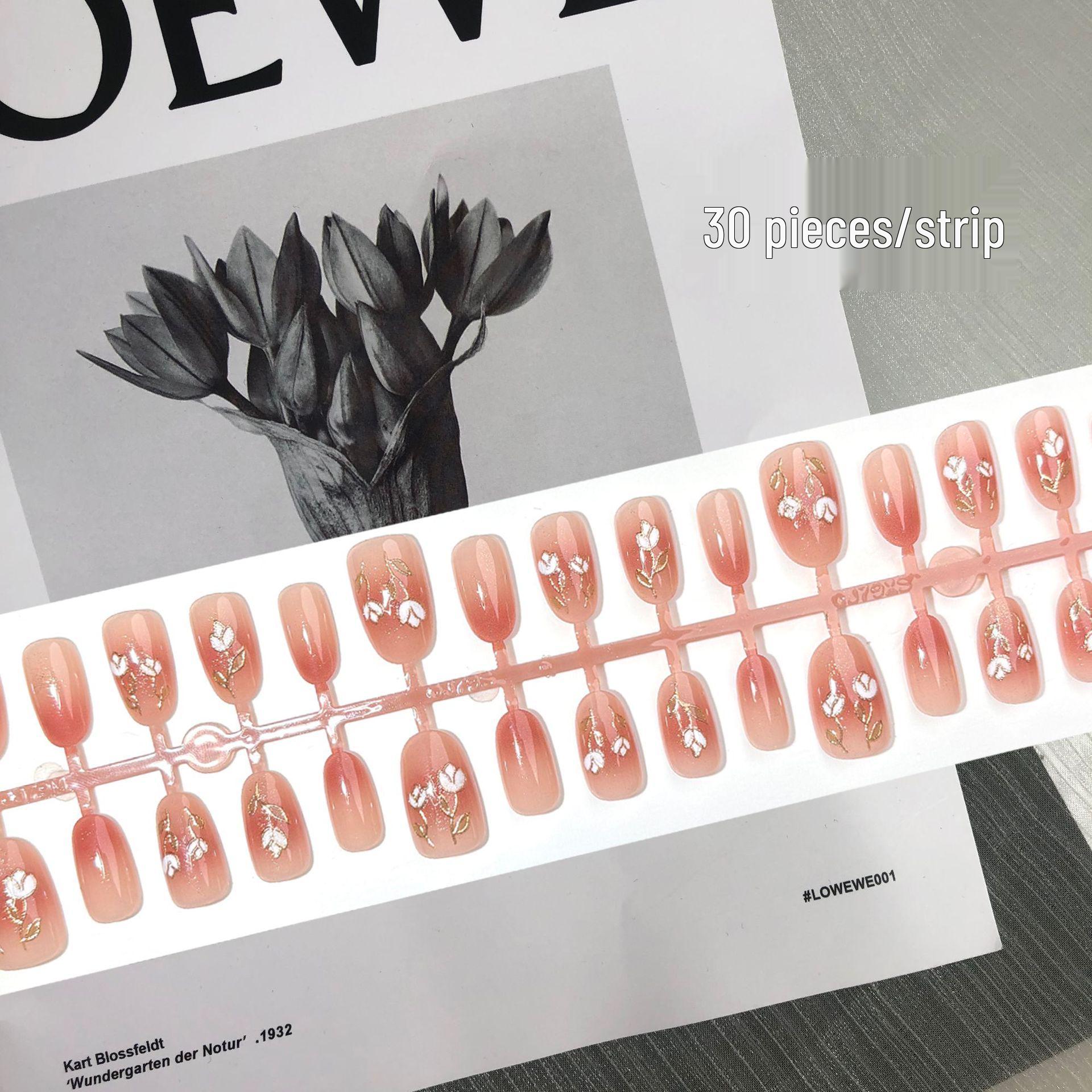 

Spring Tulip Press-On Nails: Short Oval Fairy Gradient with Whitening Floral Gilded Accents