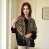 100*100cm Winter Leopardenmuster Quadratisches Tuch Dickes Pashmina Schal Mode Frau Quaste Schal Muslimische Damen Muffler Umhang