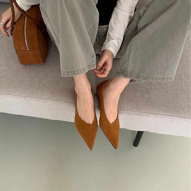 2025 New Suede Thin Soft Sole Comfortable Pointed Flat Sole Single Shoes Light Mouth Ladyshoes Low Heel Women's Shoes