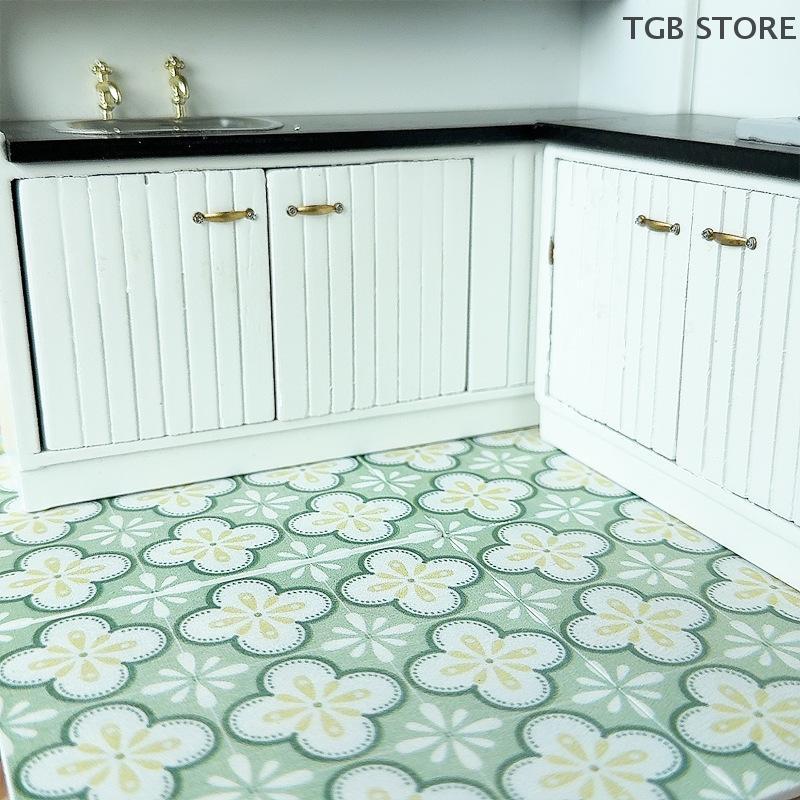 1Pcs Miniature Square Wooden Floor Model 1:12 Dollhouse Bathroom Living Room Decoration Toy Doll House Accessories