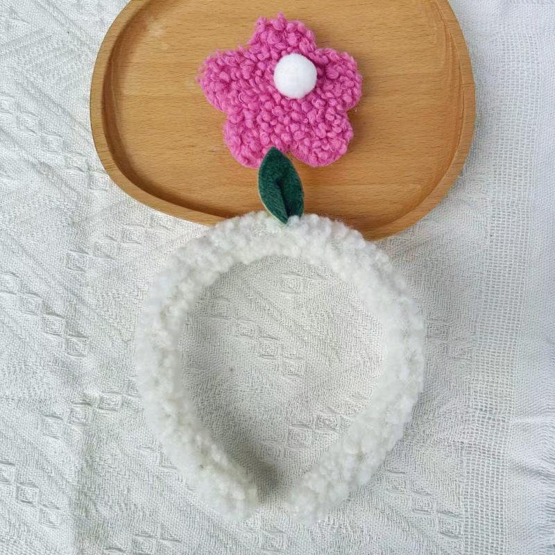 Cartoon Plush Headband: Cute Hair Accessory for Women & Kids, Perfect for Face Washing
