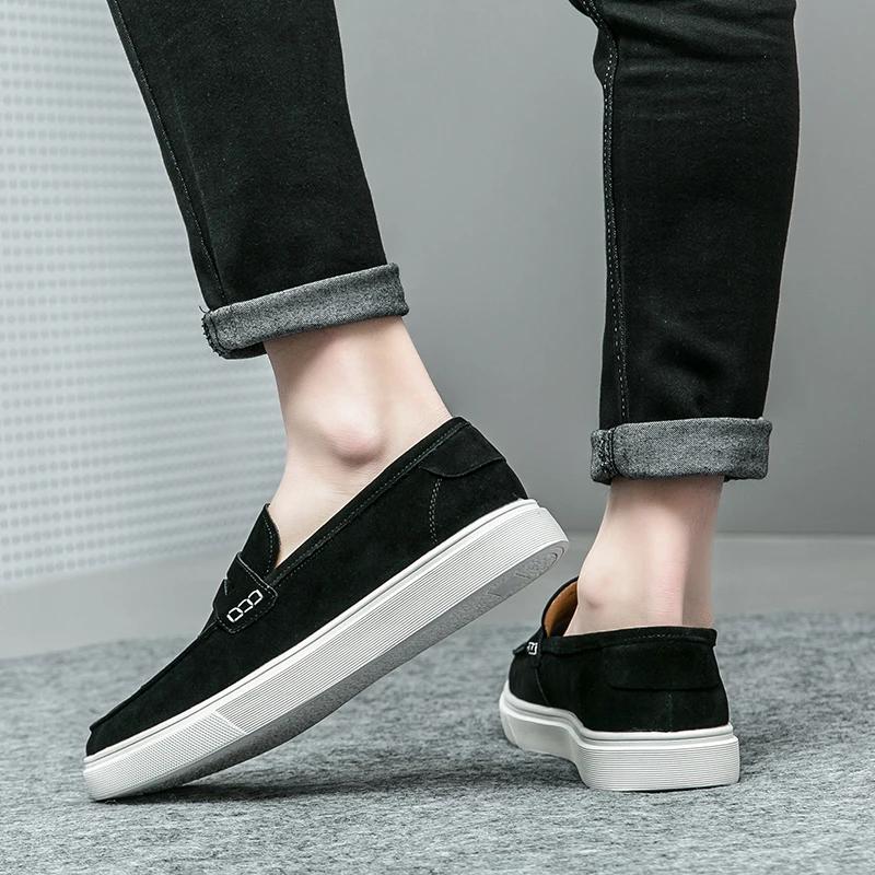 Fashion Men Loafers Leather Casual Shoes New Arrival All-match Male Footwear Hot Sale Mens Slip on Shoes Classic Men's Loafers