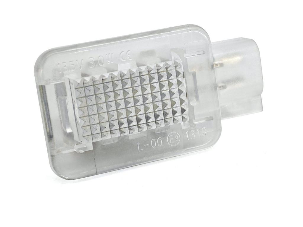 2 Pcs LED License Plate Lamps 550lm Compatible with Volvo C30, V70, XC70, XC90 12V Off-Road