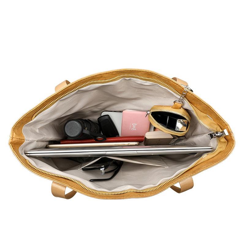 Large Capacity DuPont Paper Jelly Bag Fashion Versatile Transparent Waterproof Tote Bag Commuter Tote Bag