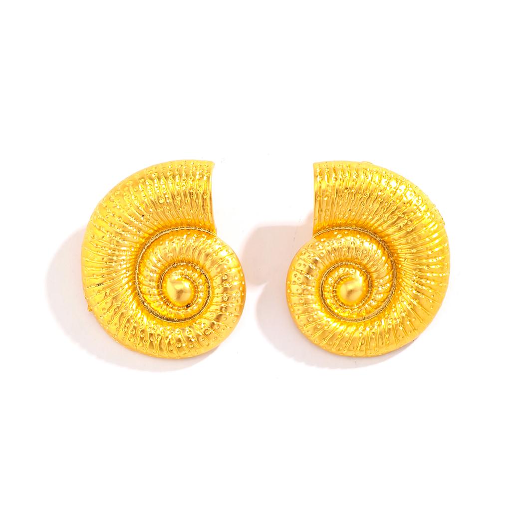 Salircon Gothic Creative Design Metal Conch Stud Earrings Punk Aesthetics Gold Color Earrings Women's Summer Beach Jewelry Gift