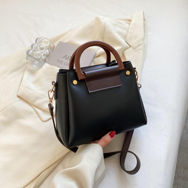 

Женская сумка для пожилых людей, текстурированная упаковка, модная универсальная сумка через плечо, нишевая ручная сумка-ведро 22*11*17cm чёрный