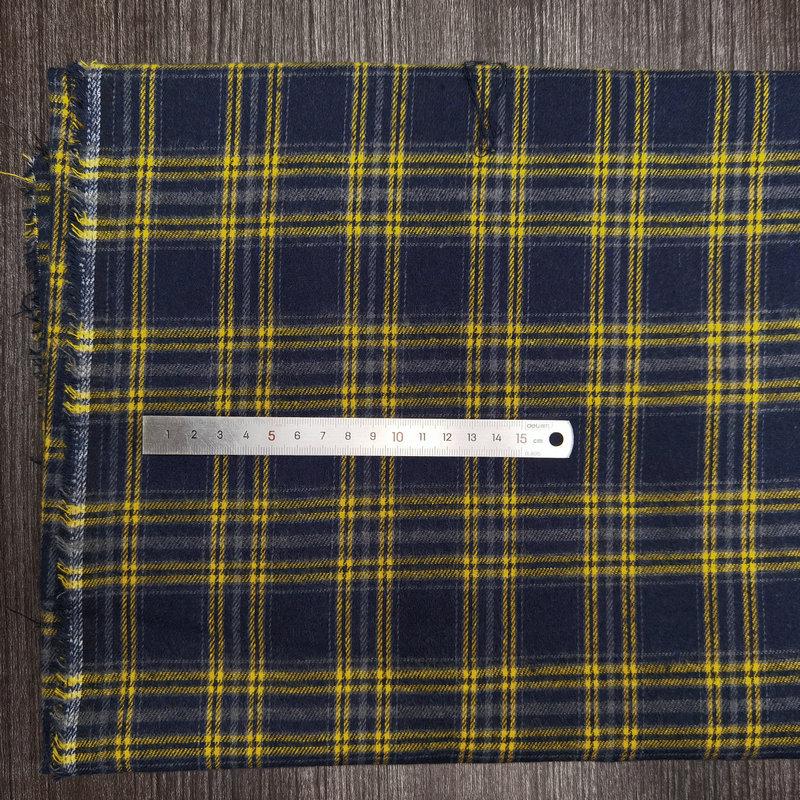 Spot Color-Woven Plaid Jacquard Fabric for Children's Autumn/Winter Brushed Polyester-Cotton Shirts