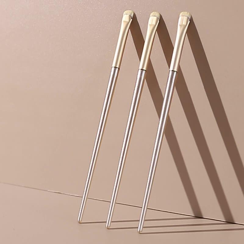 Makeup Brush Crescent Shape Small Detail Eyeshadow Brush Lower Eyelid Aegyo-sal Brush Angled Brush Eyeliner Brush