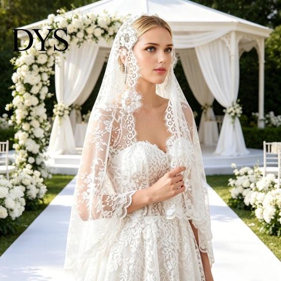 Elegant Lace Edge Veil High-Density Mesh Crisp Shape Bridal Head Accessory with Exquisite Binding Floral Edges Retro Look for Weddings Halloween