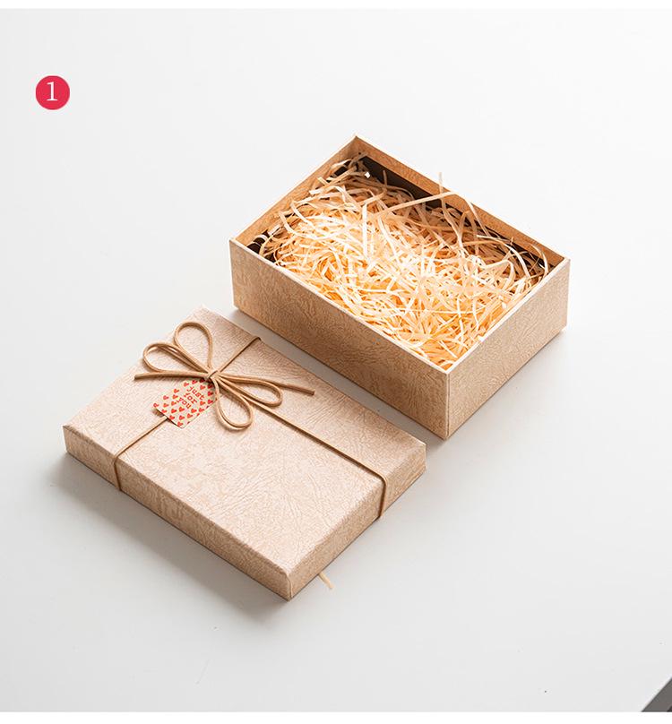 Valentine's Day Gift Box for Lipstick, Cosmetics, or Scarf - Elegant Packaging for Any Occasion