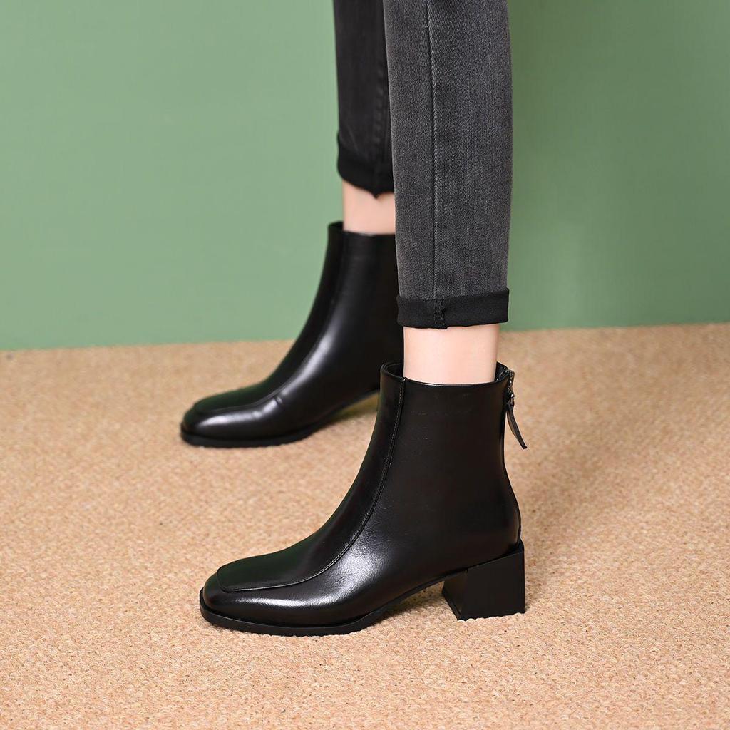 Damen Stiefeletten mit Blockabsatz - Herbst/Winter 2025, Leder, Plus Samt, Nude, Eckige Zehenpartie, Mittelhoher Absatz, Bequeme Passform.