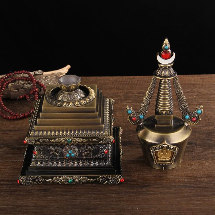 Stupa Sarira Tantrico Tibetano: Porta reliquie oro/bronzo per decorazione buddista domestica.