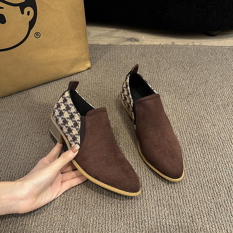 Fashion Women's Retro Pointed Head Low Top Casual Coarse Heel Shoes 2025 Autumn British Style Fashion Comfortable Versatile Single Shoes