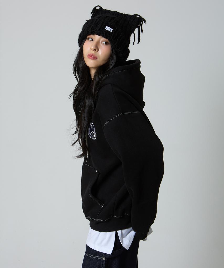 UNKNOWN PLANET Cat Knit Beanie Black