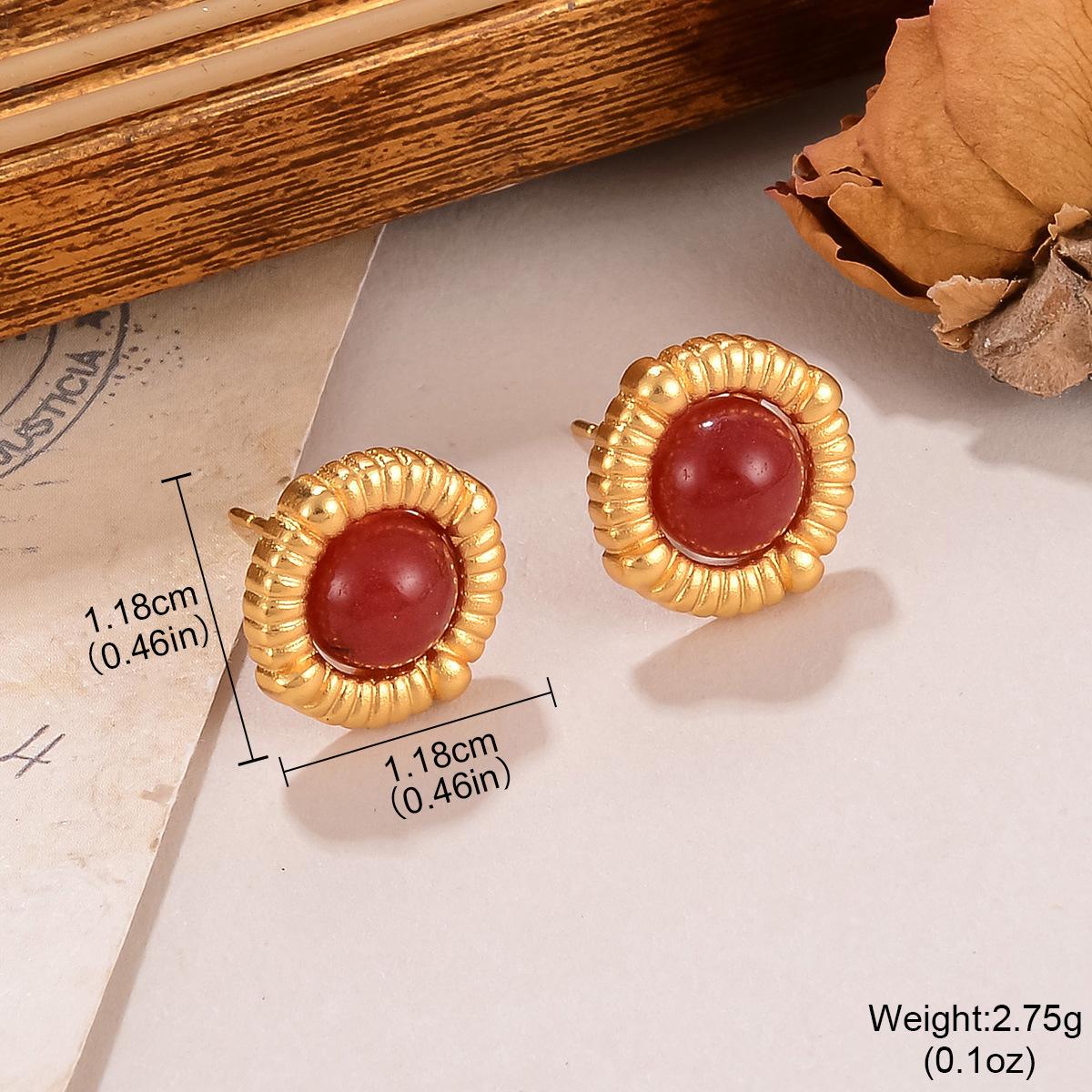 

Medieval vintage haute couture oval texture stud earrings autumn and winter burgundy niche design light luxury high-end earrings