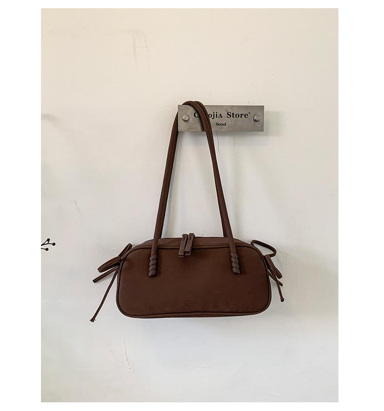 

Нишевый дизайн сумка под мышкой женская 2025 новая оптовая иностранный стиль сумочка простая и универсальная на плечо женская сумка кофейный