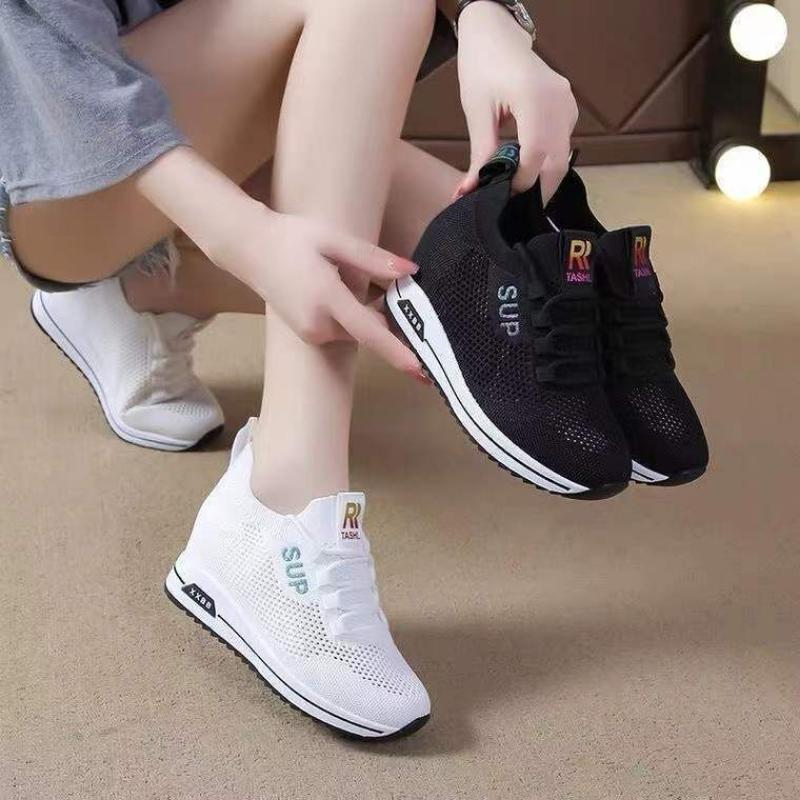Women's Casual Elevated Shoes 2024 Spring New Thick Soled Sneakers Women Fashion Korean Version Breathable Running Shoes