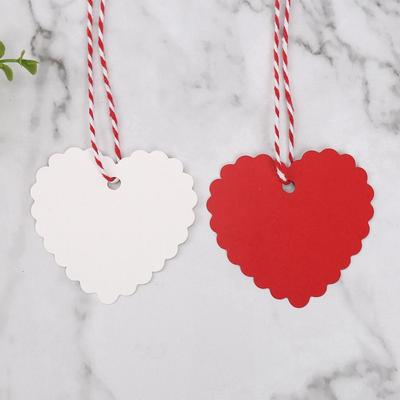 100 Stück Herzförmige Karten Valentinstags-Anhänger Rot DIY Geschenkanhänger Hängende Dekoration Handgeschenk Hängeetikett Party-Etiketten Aufkleber