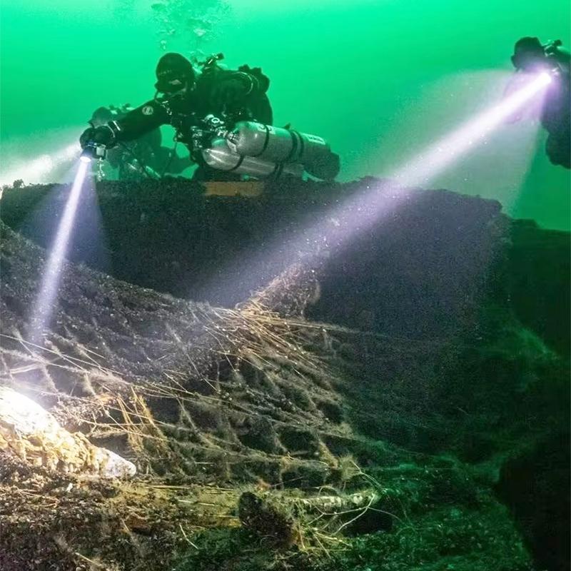 6000LM Ultra Jasná Potápěčská Svítilna L2 LED Reflektor Potápěčská Lampa 150M 26650 Vodotěsná IPX8 Lucerna Kemping Rybaření Svítilna