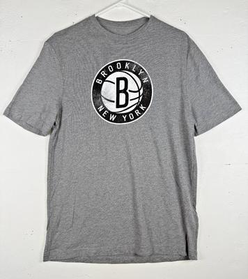Size M - Brooklyn Nets Distressed Logo Graphic 100% Cotton T-shirt Mens Tees Top Grey NBA