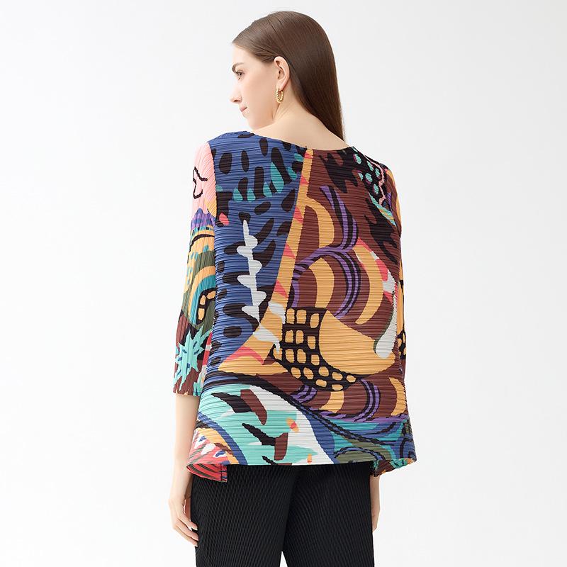 T-shirt plissé à col rond pour femmes Printemps 2025 avec jupe trapèze graffiti - Style décontracté ample