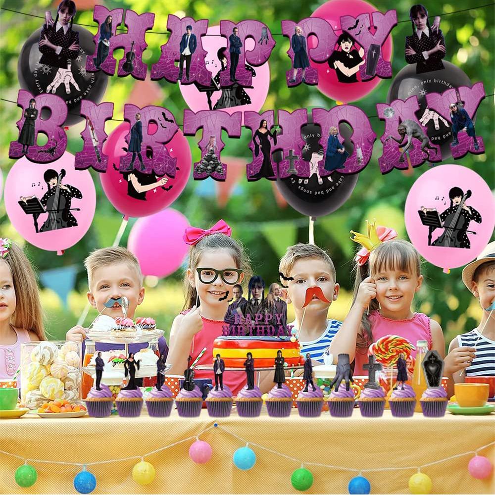 Le Decorazioni per la Festa di Compleanno di Mercoledì Addams includono Topper per Torta, Striscione con Palloncini