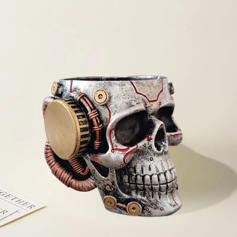 Cyberpunk Skull Resin Pen & Brush Holder Ornament