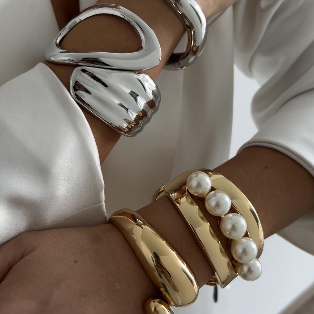 Ingemark Punk Hip Hop Irregular Metal Bangles for Women 2025 Trend Vintage Gold Color Water Drop Spring Bracelets Men Jewelry