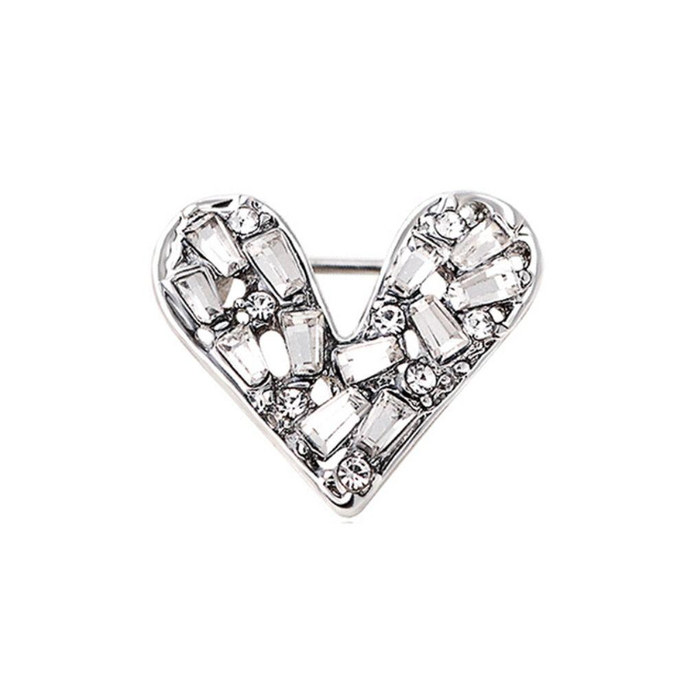 Rectangular Heart Brooch Lapel Shiny Hollow Out Rhinestone Pin Korean Style Elegant Hollow Heart Breastpin Clothing Accessories
