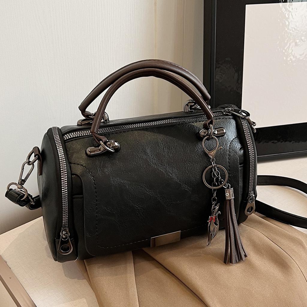 2025 New Retro Texture Fringed Design Solid Color Splicing Women's Oblique Span Bag Pillow Bag Shoulder Bag