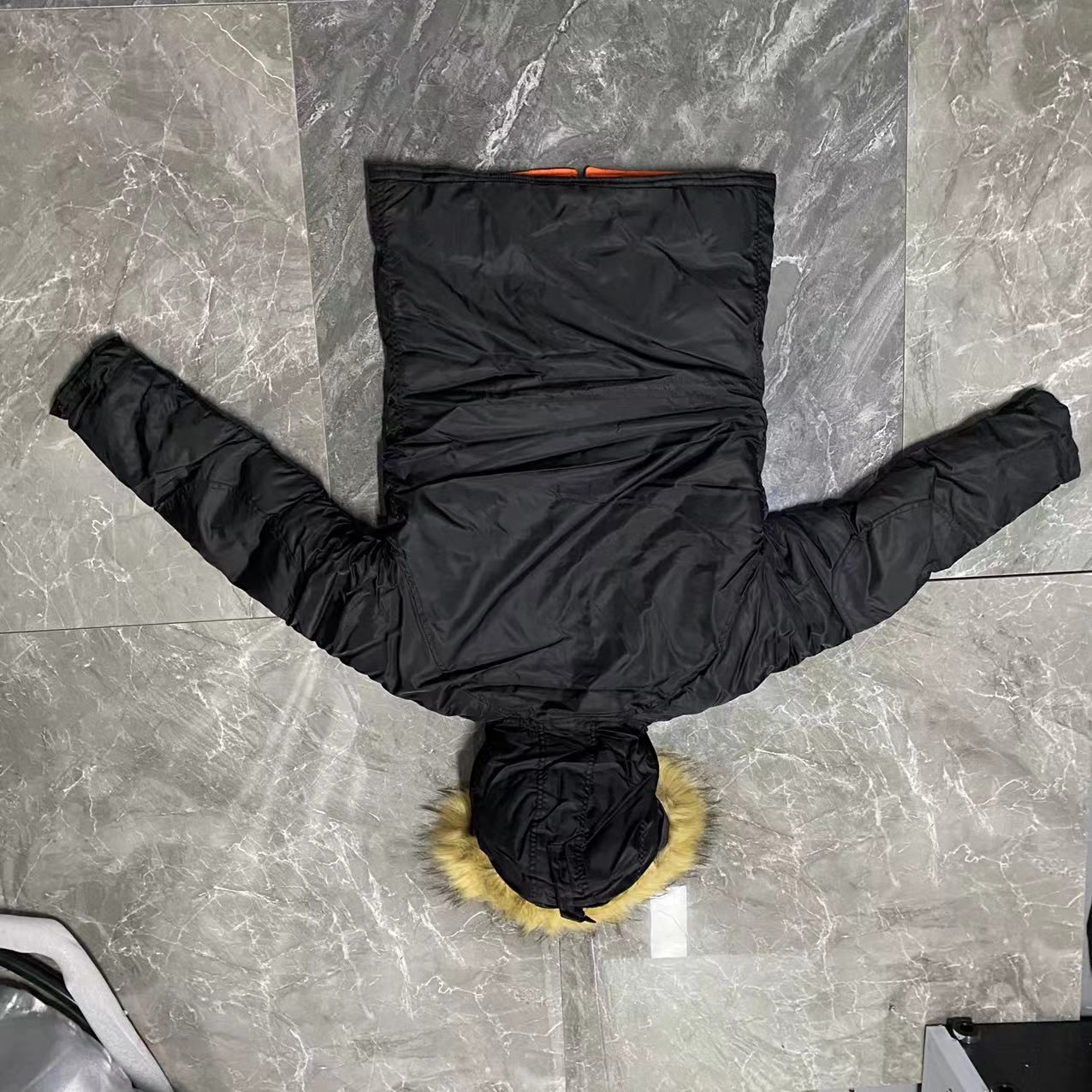 Куртка размера плюс зимняя мужская куртка-бомбер с длинным теплым меховым капюшоном — фото 4