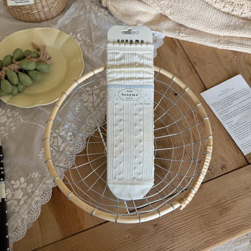 

Women s New Autumn Variety Lace Boneless Drum Pile Pile Cotton Socks 1 pair молочный белый