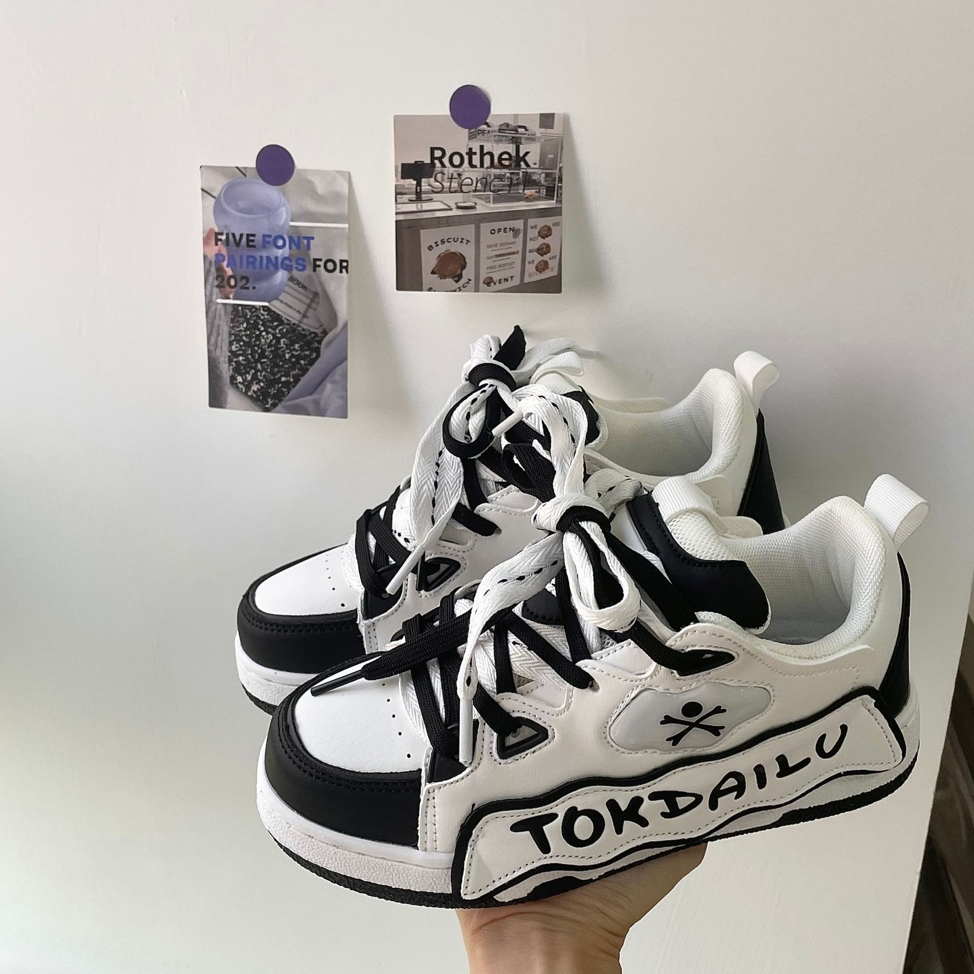 

Женские повседневные туфли на плоской подошве, винтажные нишевые кроссовки с буквами для пары 44