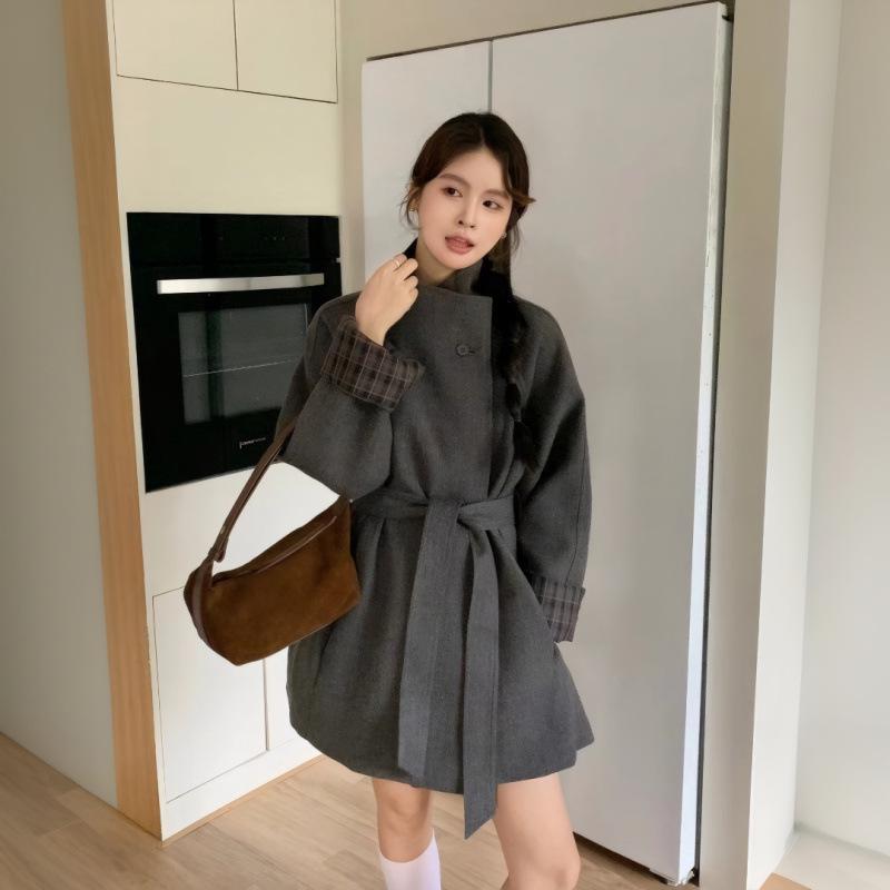 

Женское стеганое шерстяное пальто в клетку в стиле ретро Гонконг 2024 года со стойкой и поясом S 90-110