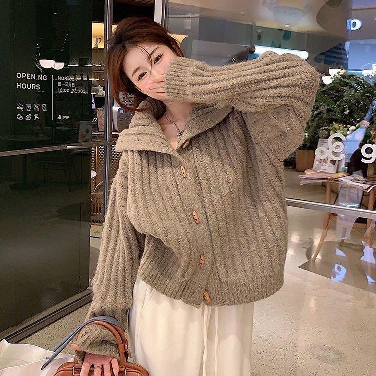 

Black Short Toggle Button Turtleneck Sweater for Women Autumn Winter Thick Lazy Style Warm Ribbed Roll-neck Knitted Top M верблюд