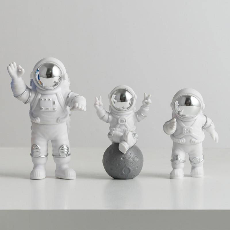 

Creativity Astronaut Ornaments Home Desktop Astronaut Decoration Figures Children s Room Simplicity Knickknack GIFT 02