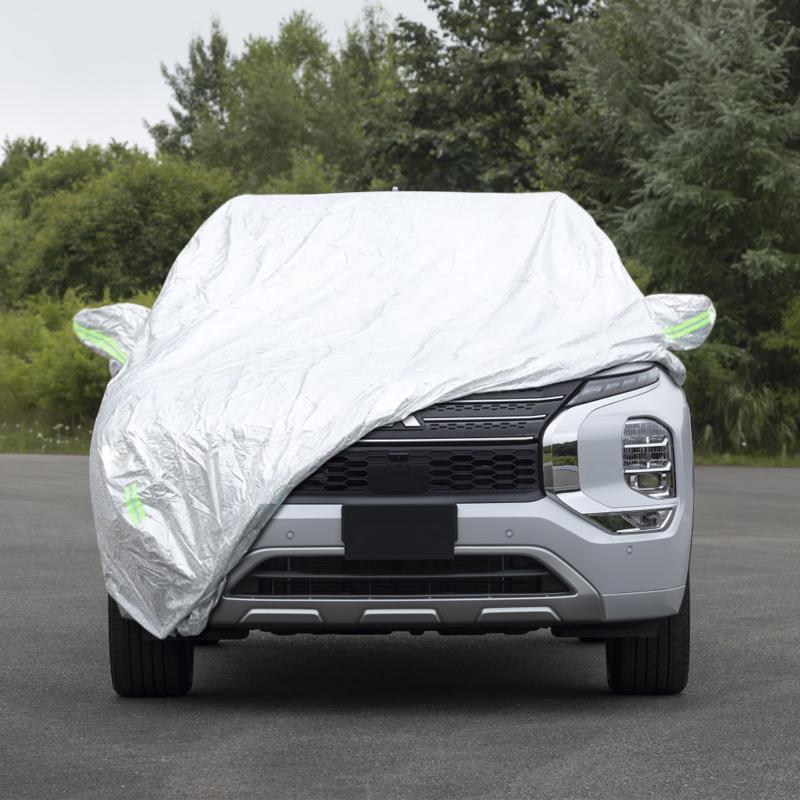 Autohoezen MITSUBISHI ECLIPSE CROSS: binnen, buiten Autohoezen MITSUBISHI ECLIPSE CROSS: binnen, buiten