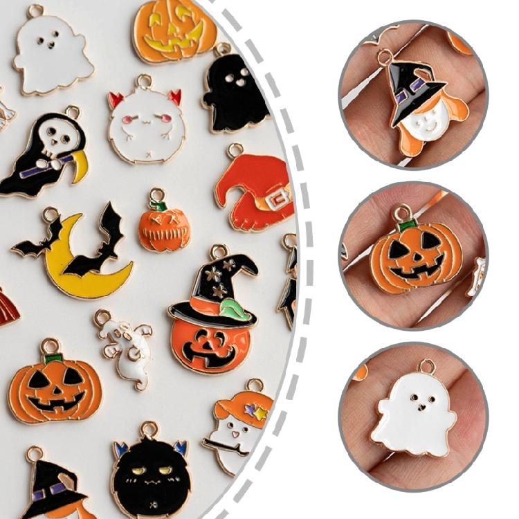 Halloween Miniature Decoration Beautiful Miniature Halloween Ornament for Tree Wall Door Festival Decors Set