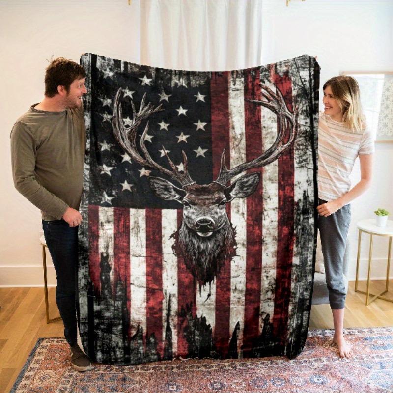 Cozy Deer Pattern Flannel Throw Blanket - Soft Warm & Skin-Friendly for Couch Bed Office and Travel - Versatile Gift Idea