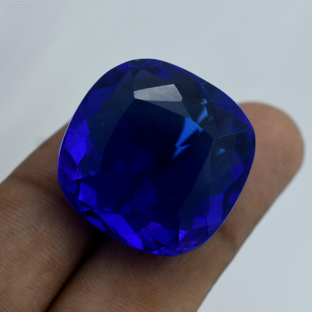 Blue Topaz Loose Gemstone Stone In The World 77.25 Ct Cushion Shape Stone for Jewelry Designs